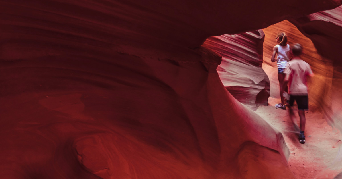 Tour group making their way through Lower Antelope Canyon